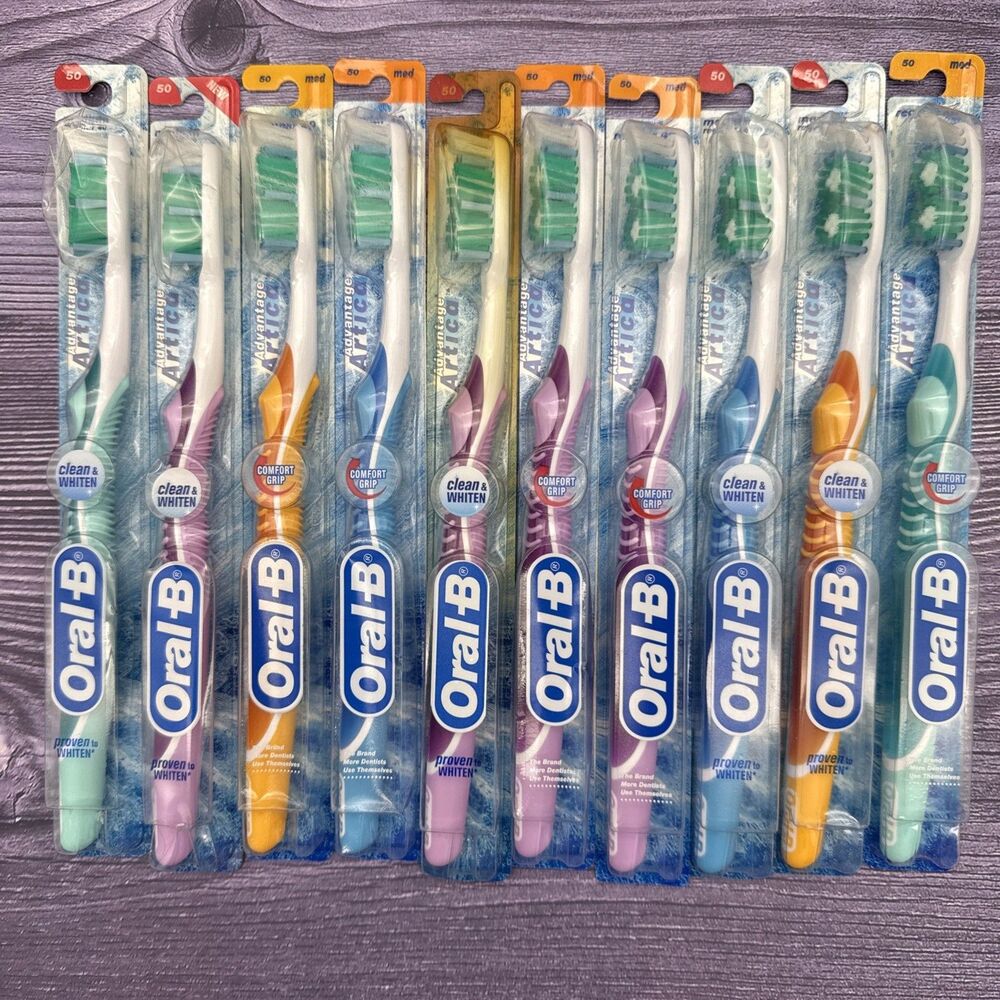 10 LOT Oral-B Advantage ARTICA Medium 40 Toothbrush (50) Indicator Bristles RARE